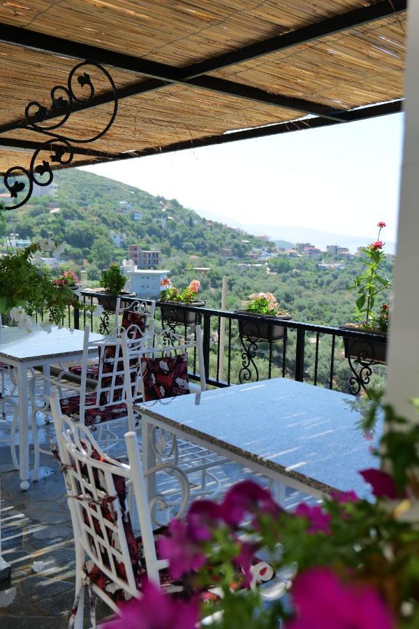 Bed and Breakfast Vila Panorama Piqeras Экстерьер фото