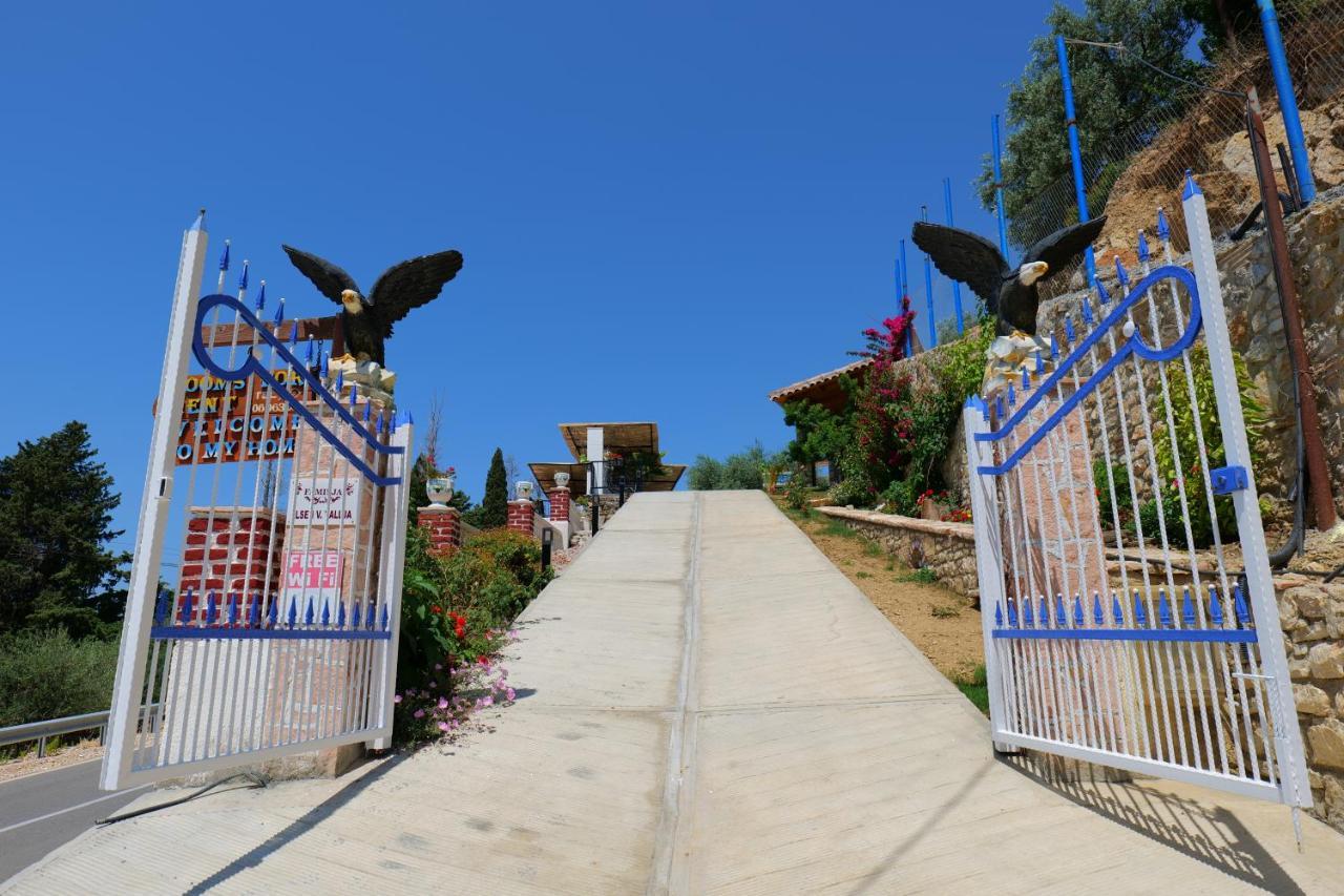 Bed and Breakfast Vila Panorama Piqeras Экстерьер фото