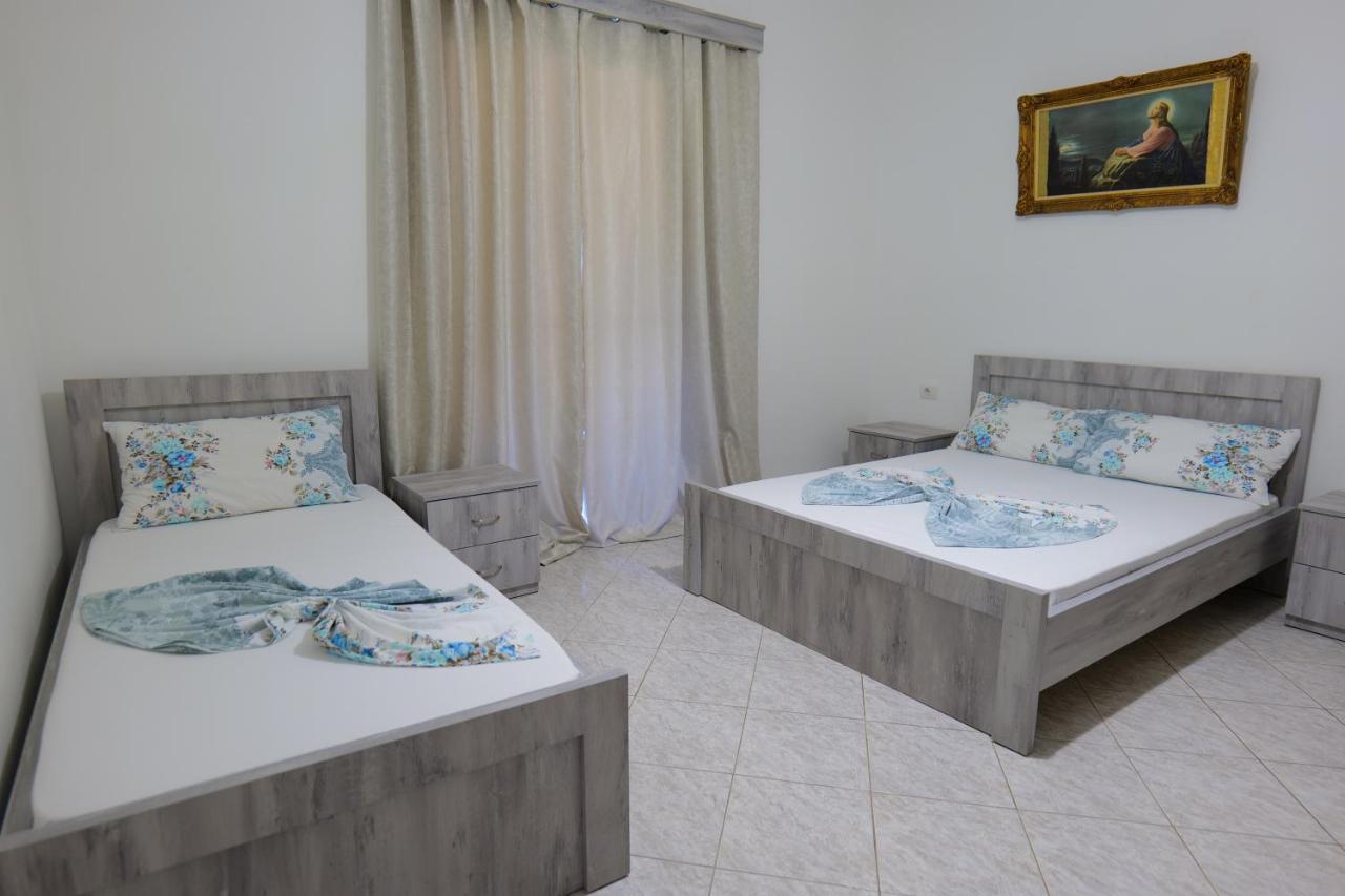 Bed and Breakfast Vila Panorama Piqeras Экстерьер фото